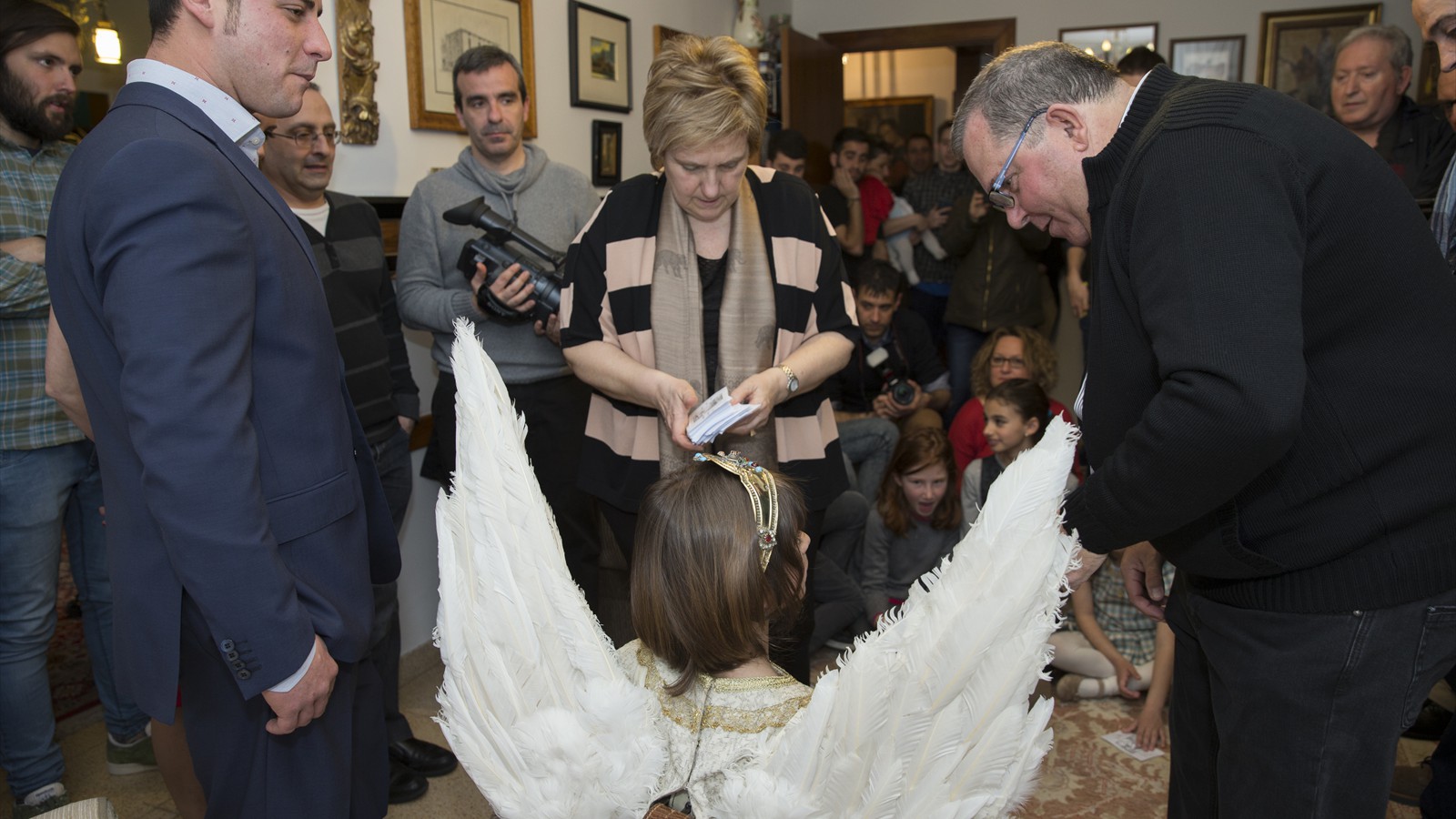 2016_vestir_angel_N8Y0308